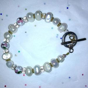 Floral Beads and Pearl Link Bracelet